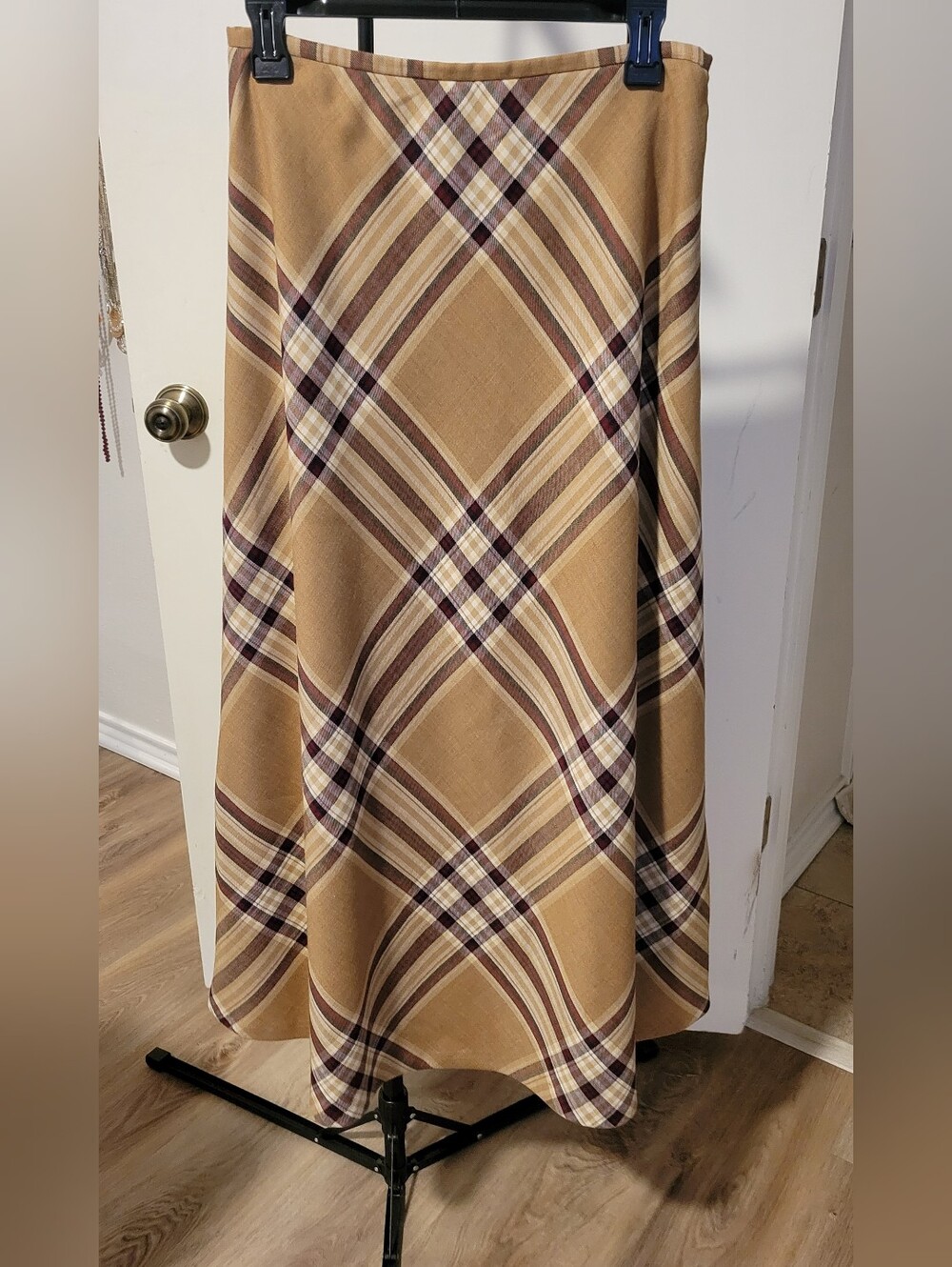 Vintage 100% Wool Talbots Plaid Maxi Skirt in Tan and Cream with Brown Accents